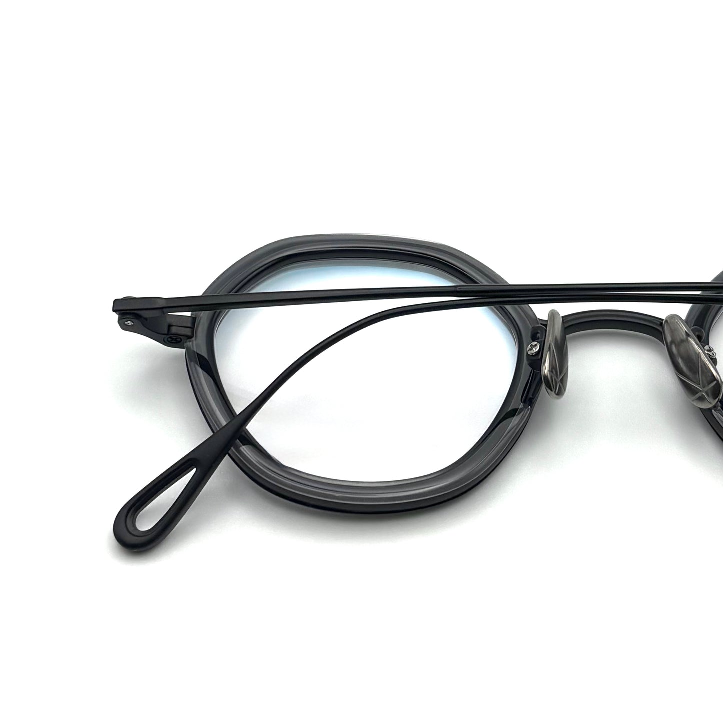 Yuichi Toyama V. Reich (U-142) Col.01 — Black/Layer Black