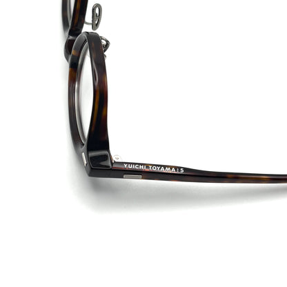 Yuichi Toyama 5 Beacon 03 — Demi/Silver