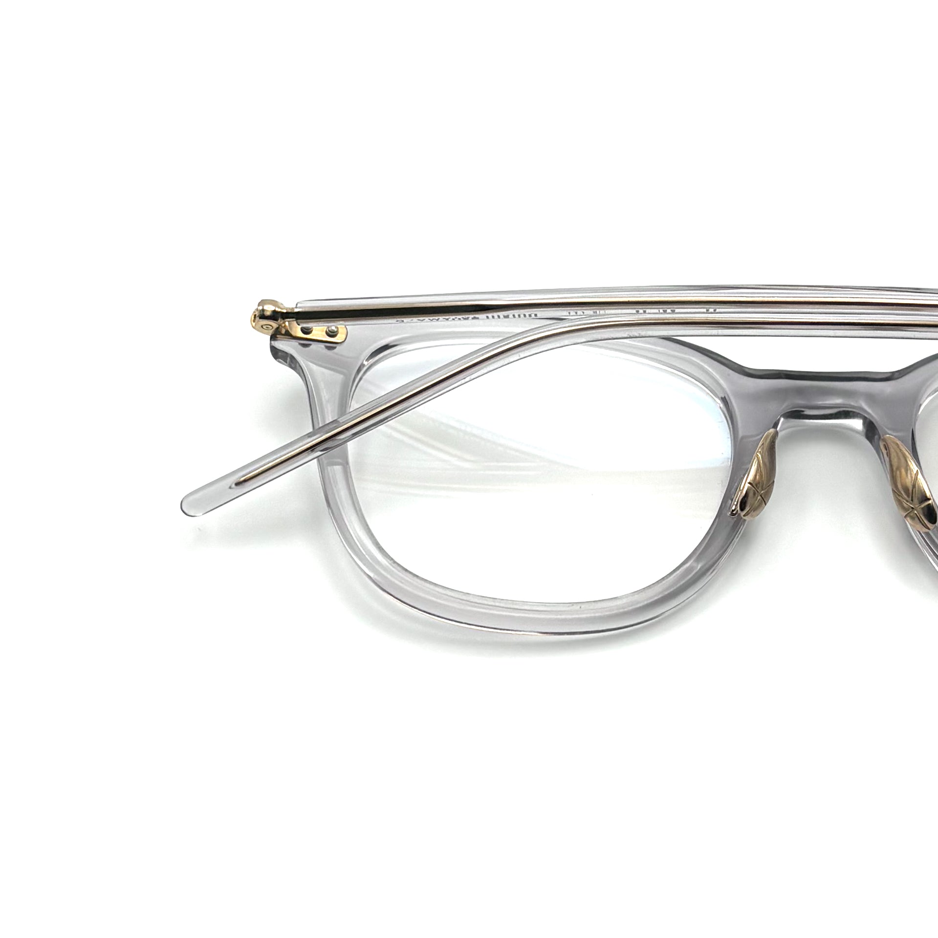 Yuichi Toyama Nadekaku (UD-139) Col. 03 — Clear Gray/Gold