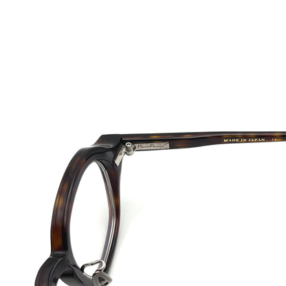 Yuichi Toyama 5 Beacon 03 — Demi/Silver